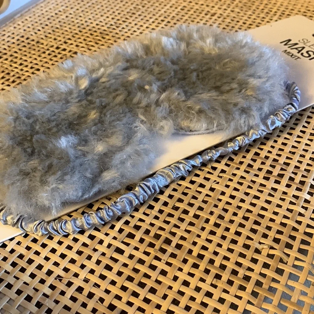 Mixit eye mask
